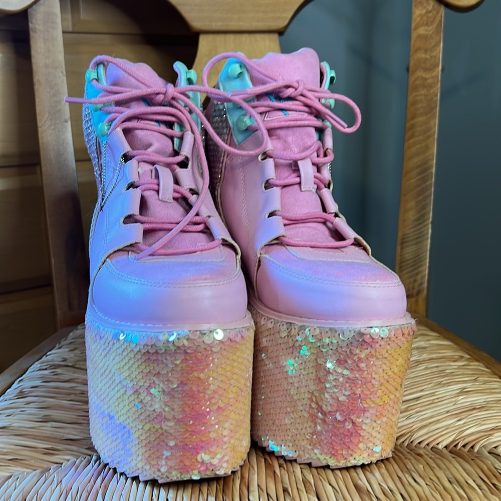 EUC Qozmo Mermaid YRU Platforms size 8 - Picture 6 of 9